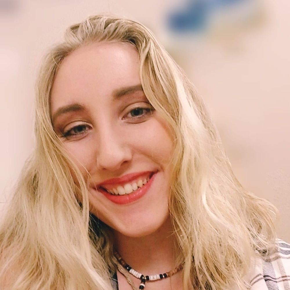 Meet your Posher, Isabella